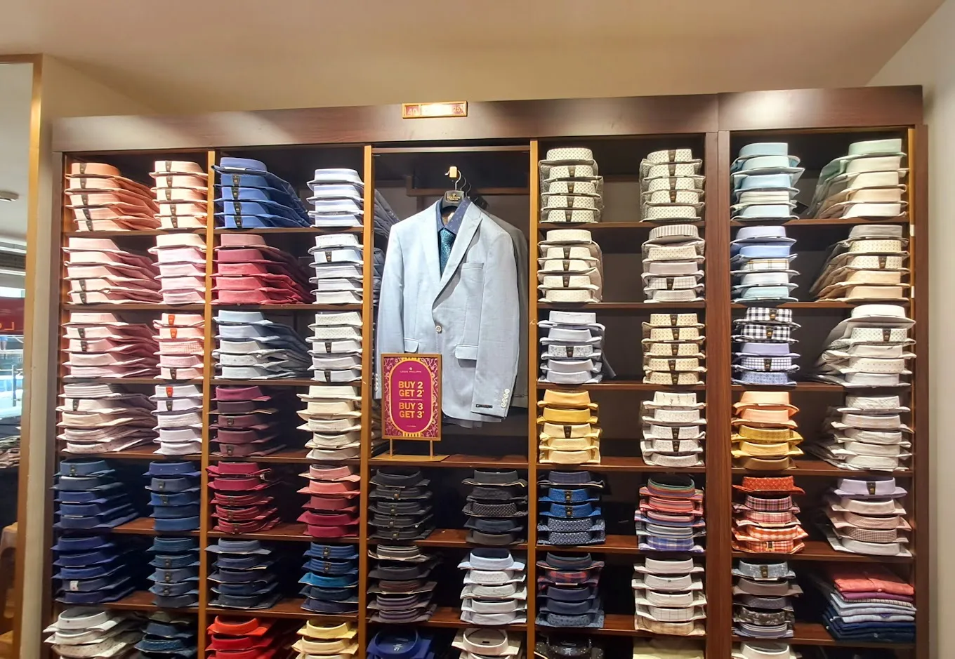 Europa Louis Philippe Outlet - Nanganallur